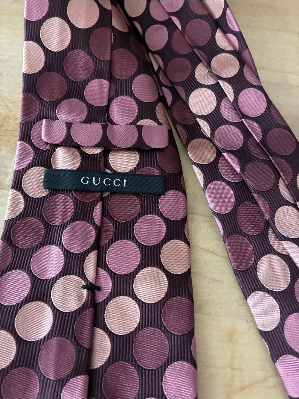 Gucci 100% Silk Polka Dot Circle Tie Scarf! - Picture 2 of 3